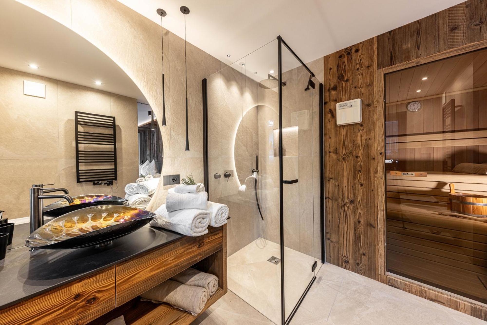 Enjoy Dolomites - Chalet Santa Cristina Val Gardena Exterior foto