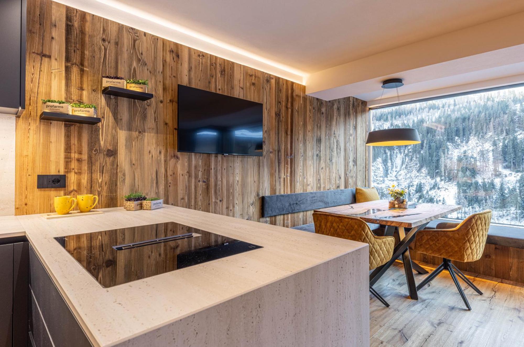 Enjoy Dolomites - Chalet Santa Cristina Val Gardena Exterior foto